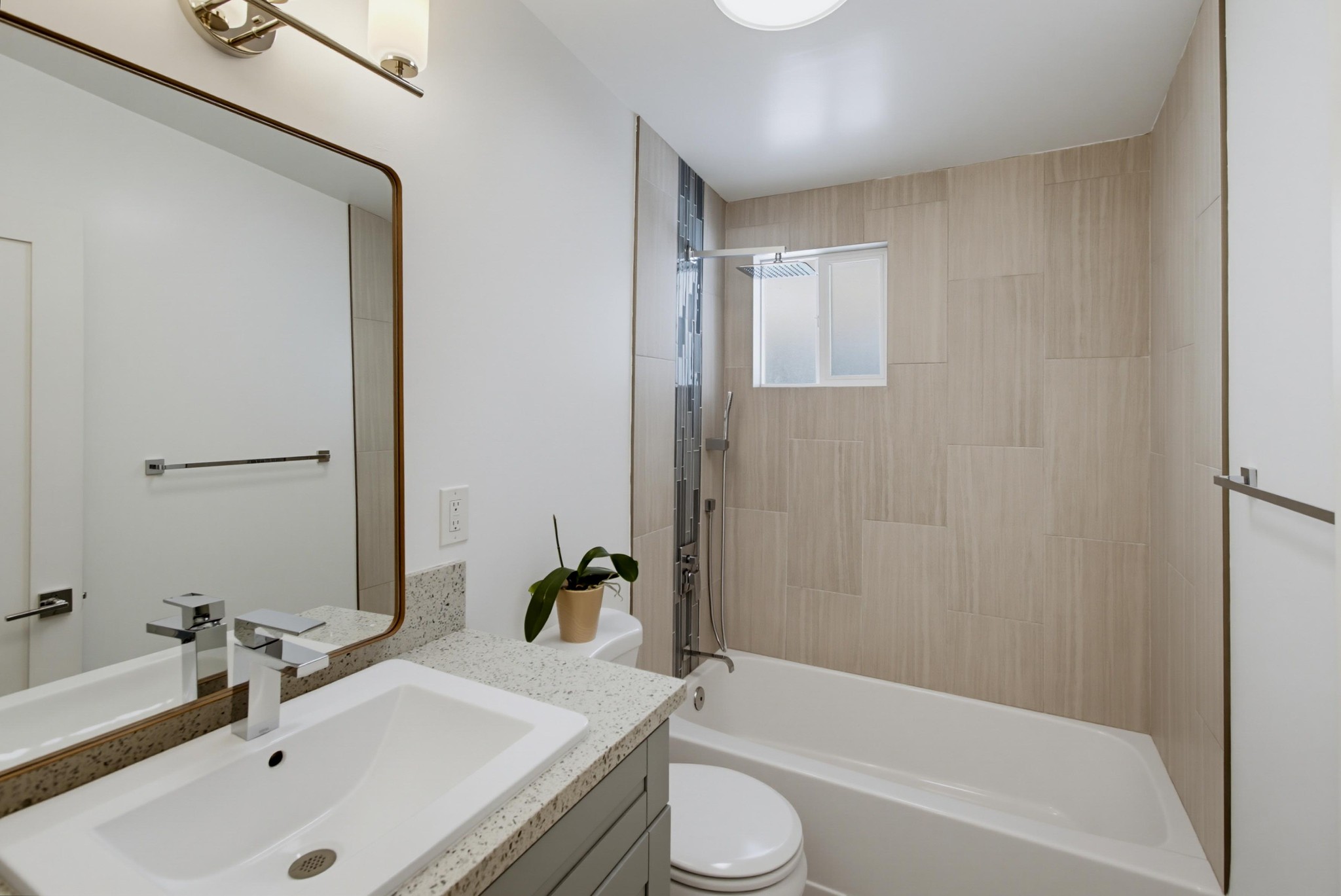 Virtual tour photo 20 of 52 for 1431 California St