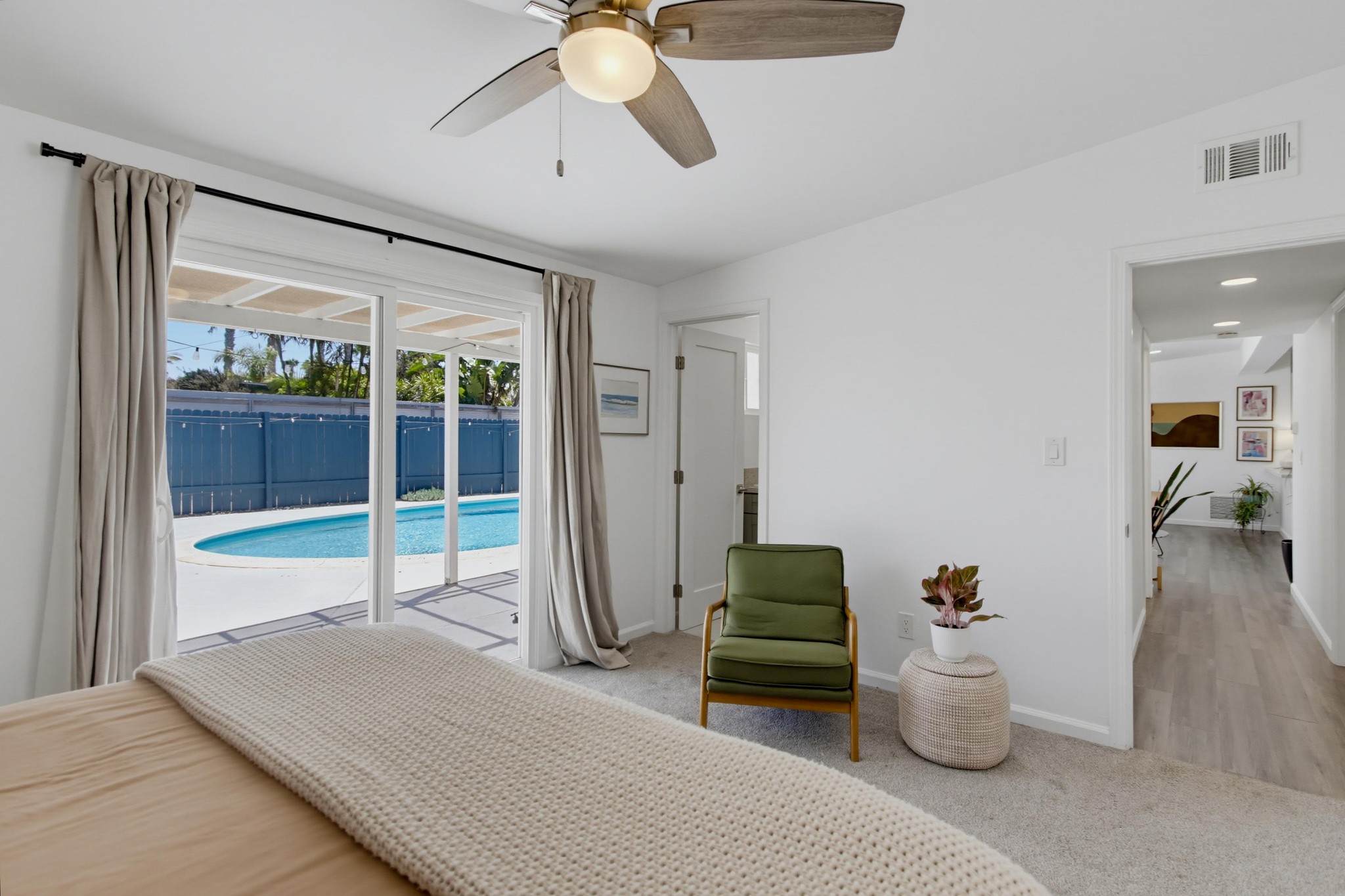 Virtual tour photo 24 of 52 for 1431 California St