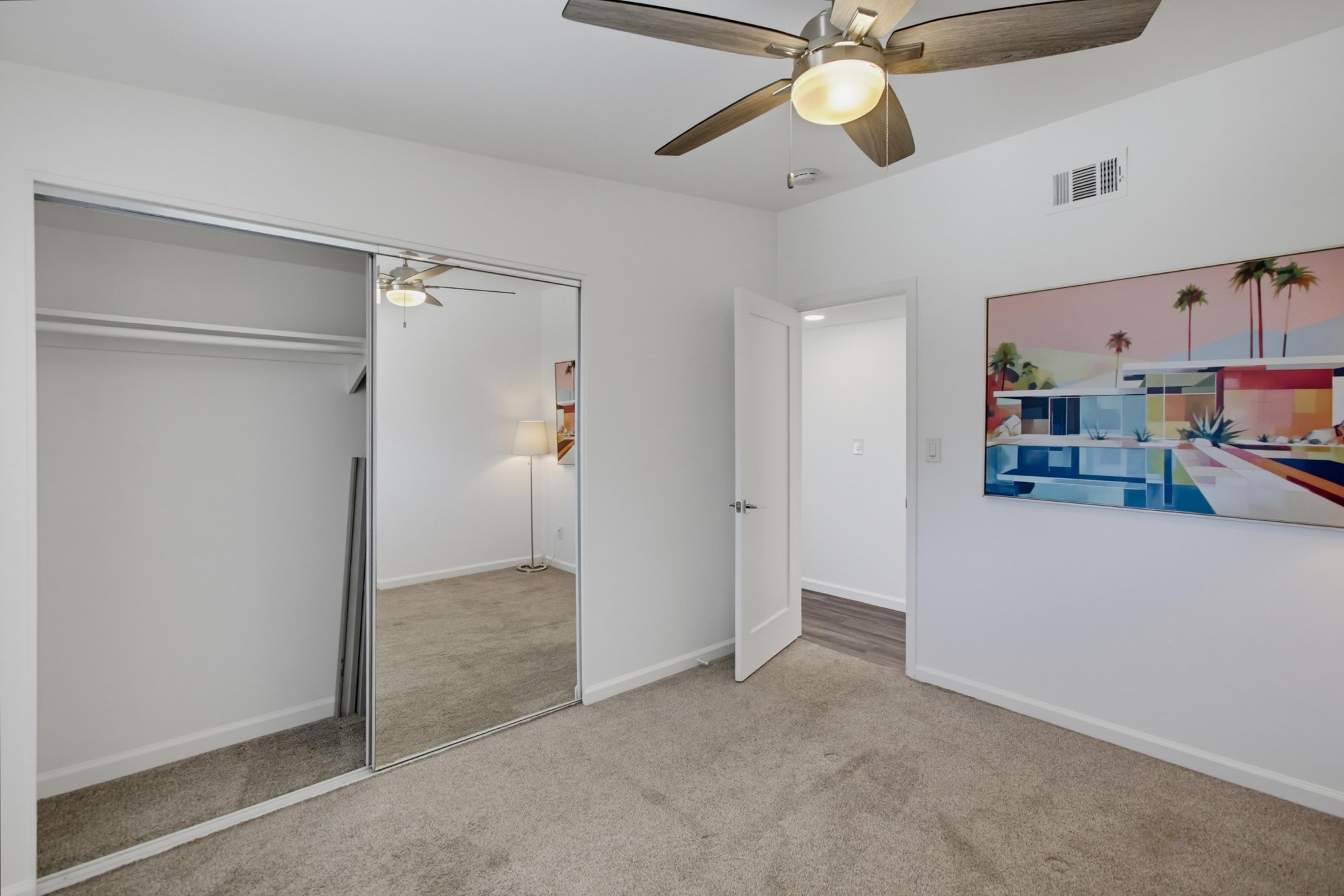 Virtual tour photo 32 of 52 for 1431 California St