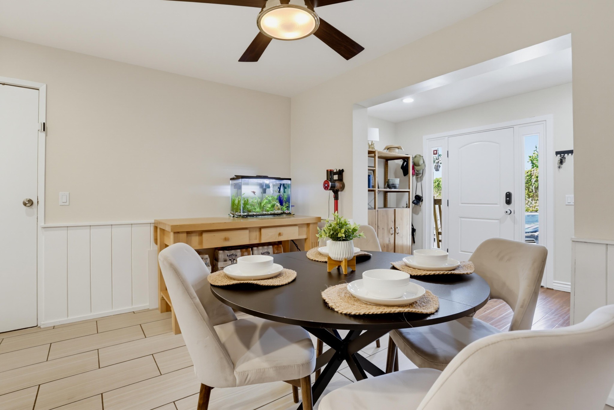 Virtual tour photo 14 of 37 for 14319 Old Community Rd