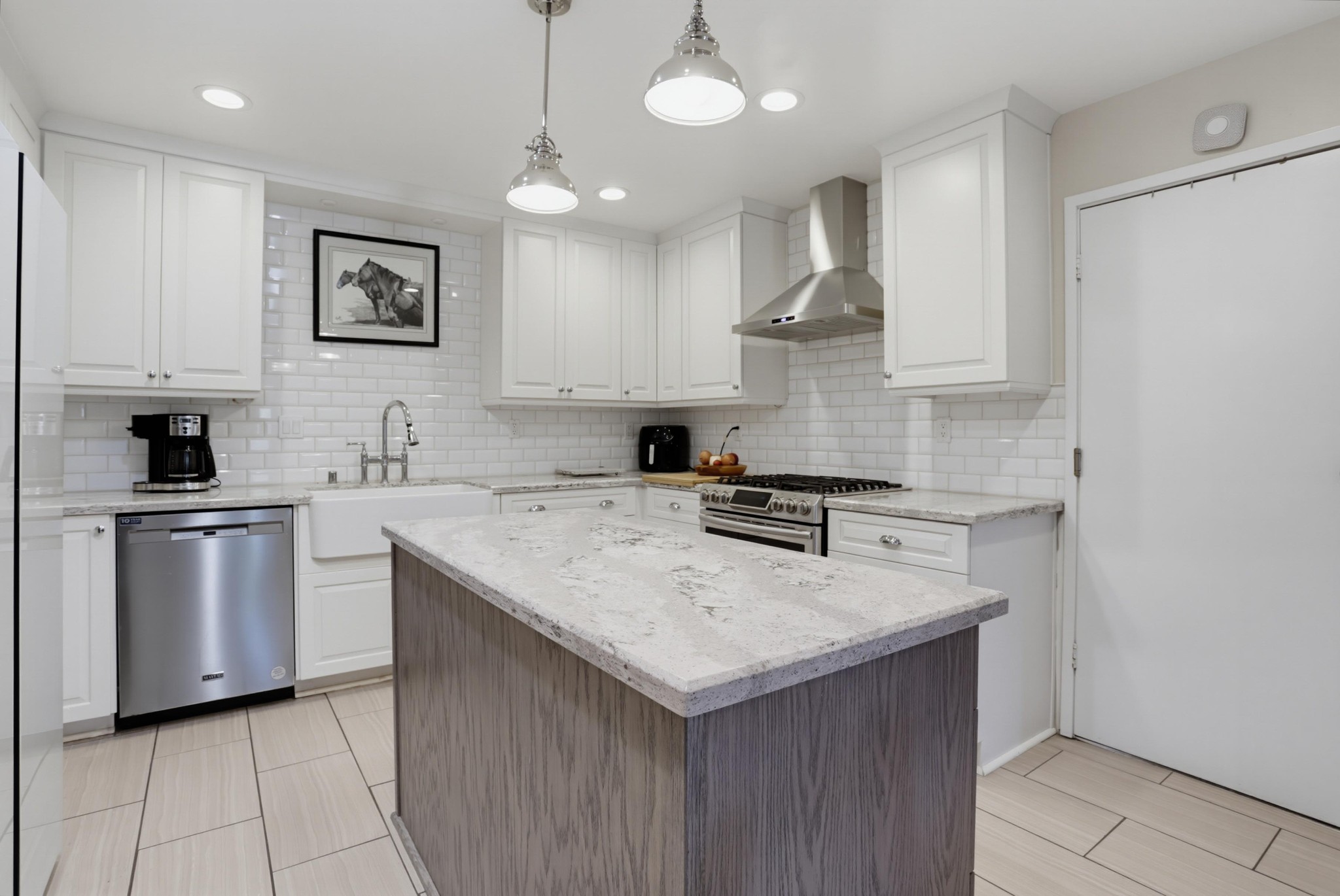 Virtual tour photo 16 of 37 for 14319 Old Community Rd