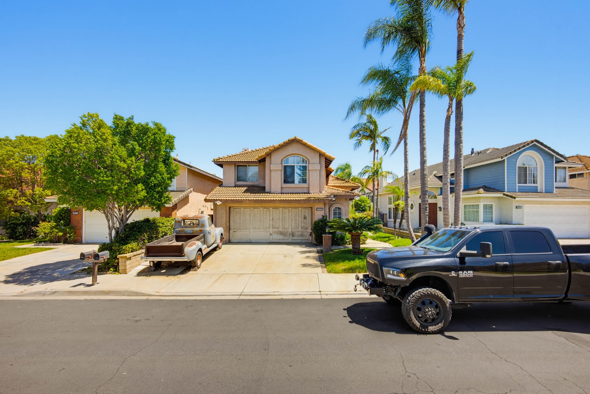 Virtual tour photo 3 of 51 for 14345 Village View Ln