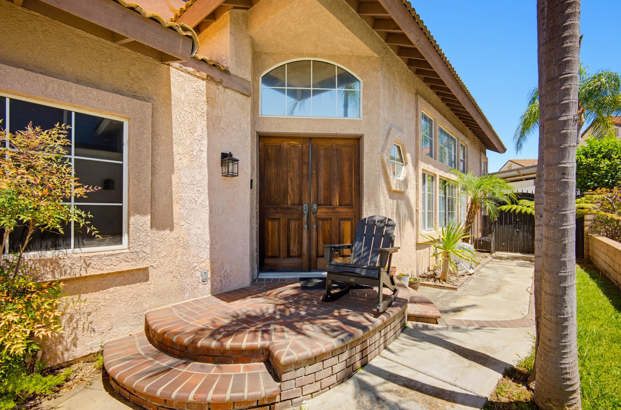Virtual tour photo 7 of 51 for 14345 Village View Ln
