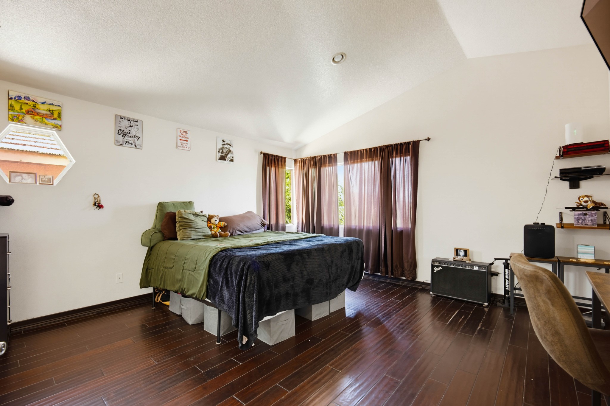 Virtual tour photo 31 of 51 for 14345 Village View Ln