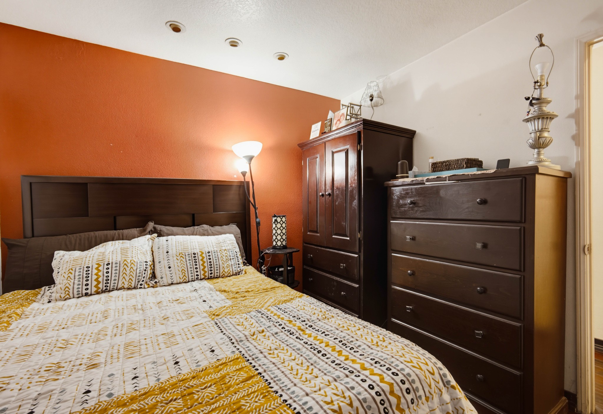 Virtual tour photo 37 of 51 for 14345 Village View Ln