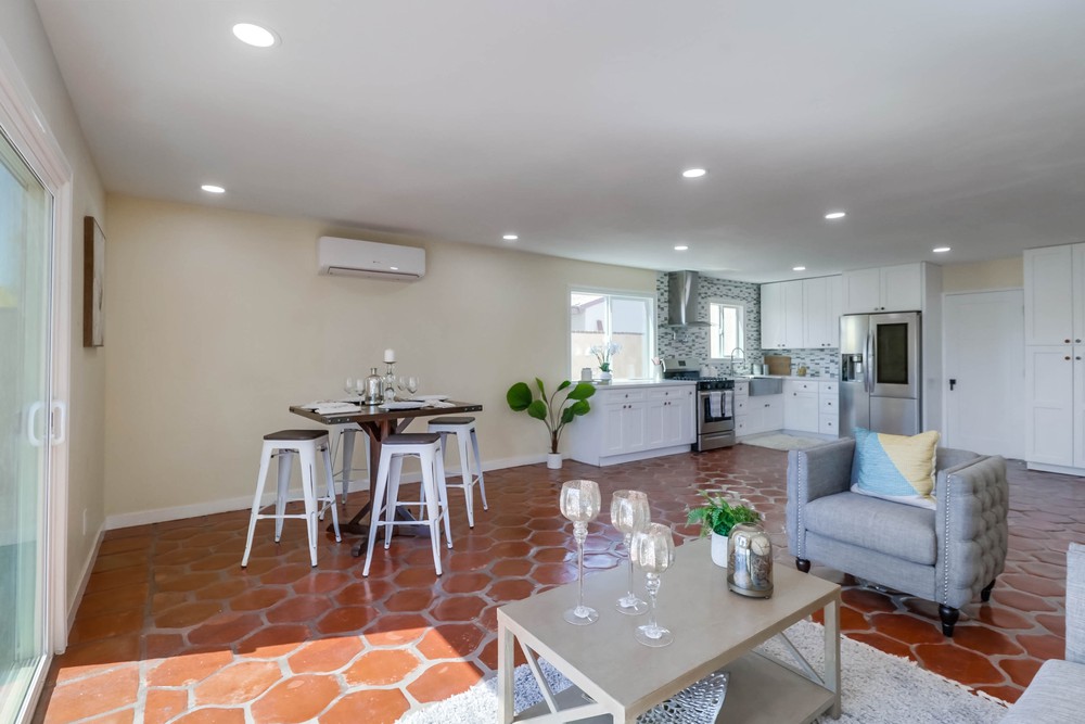Virtual tour photo 15 of 45 for 1435 Ava St