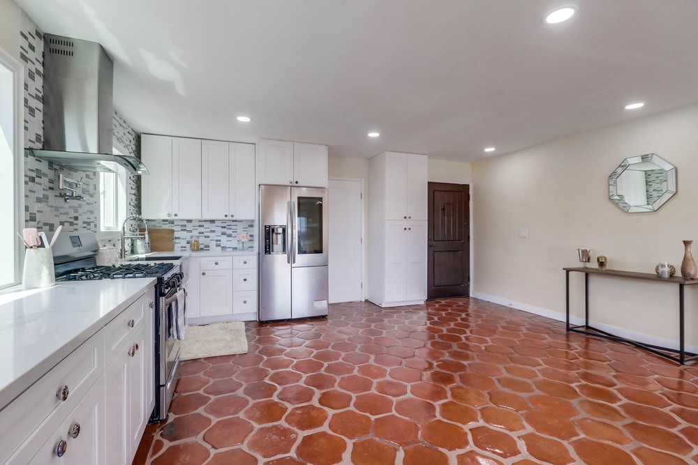 Virtual tour photo 21 of 45 for 1435 Ava St