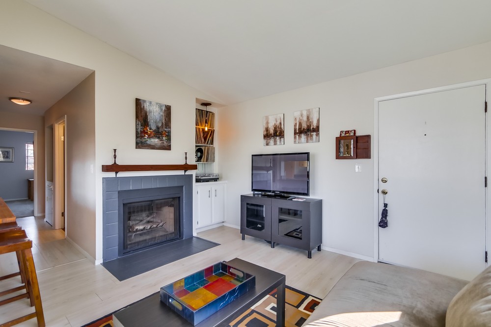 Virtual tour photo 14 of 51 for 1435 Essex St #4