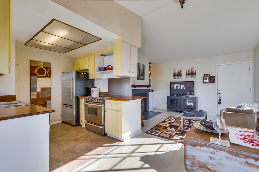 Virtual tour photo 19 of 51 for 1435 Essex St #4