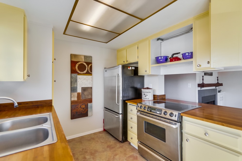 Virtual tour photo 20 of 51 for 1435 Essex St #4