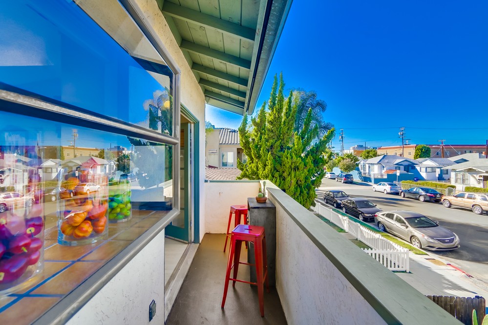Virtual tour photo 30 of 51 for 1435 Essex St #4
