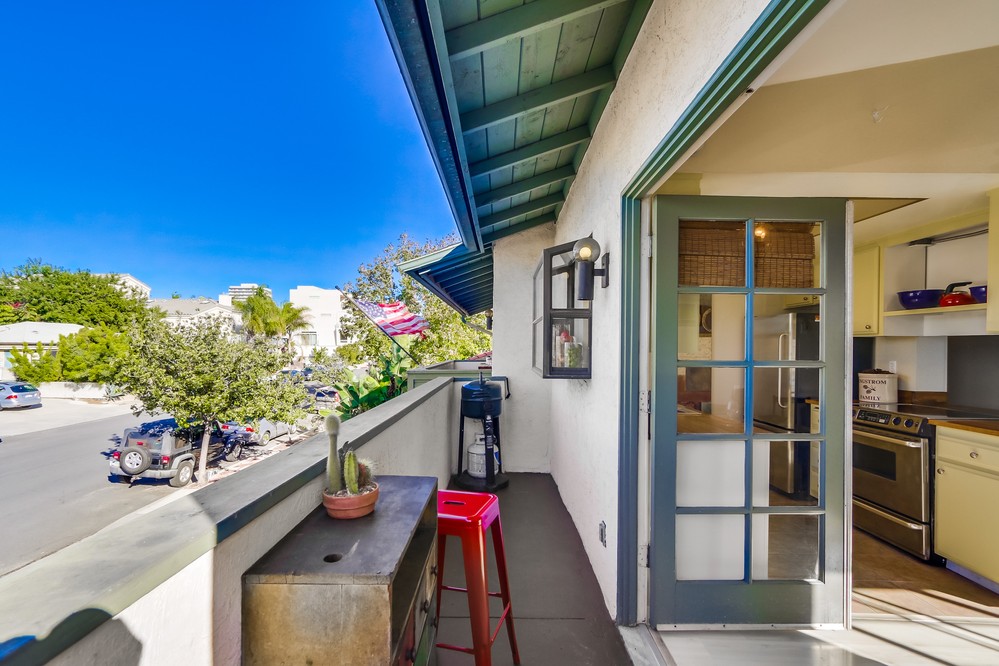 Virtual tour photo 33 of 51 for 1435 Essex St #4