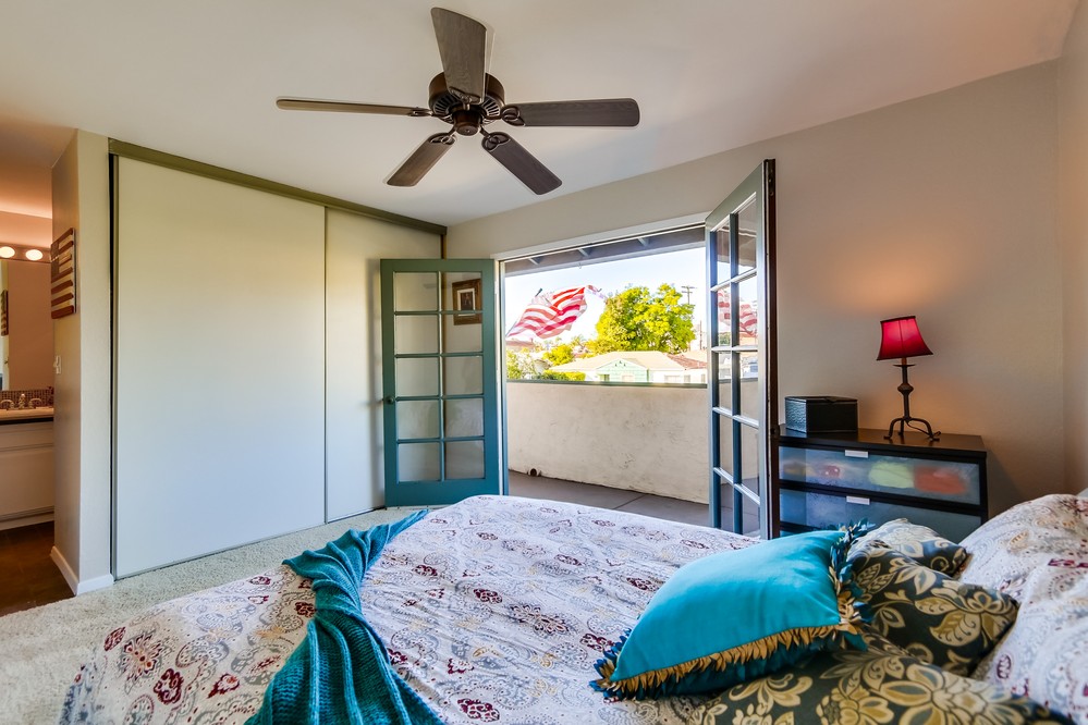 Virtual tour photo 36 of 51 for 1435 Essex St #4