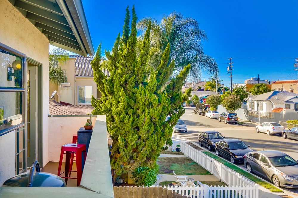 Virtual tour photo 46 of 51 for 1435 Essex St #4