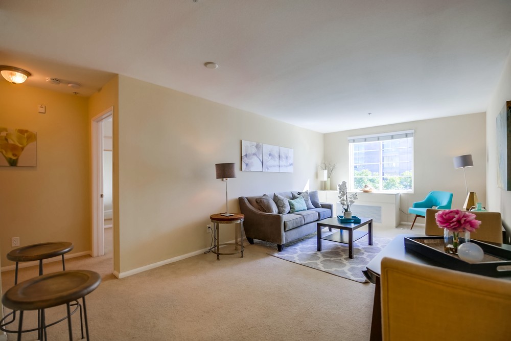 Virtual tour photo 18 of 37 for 1435 India St #406