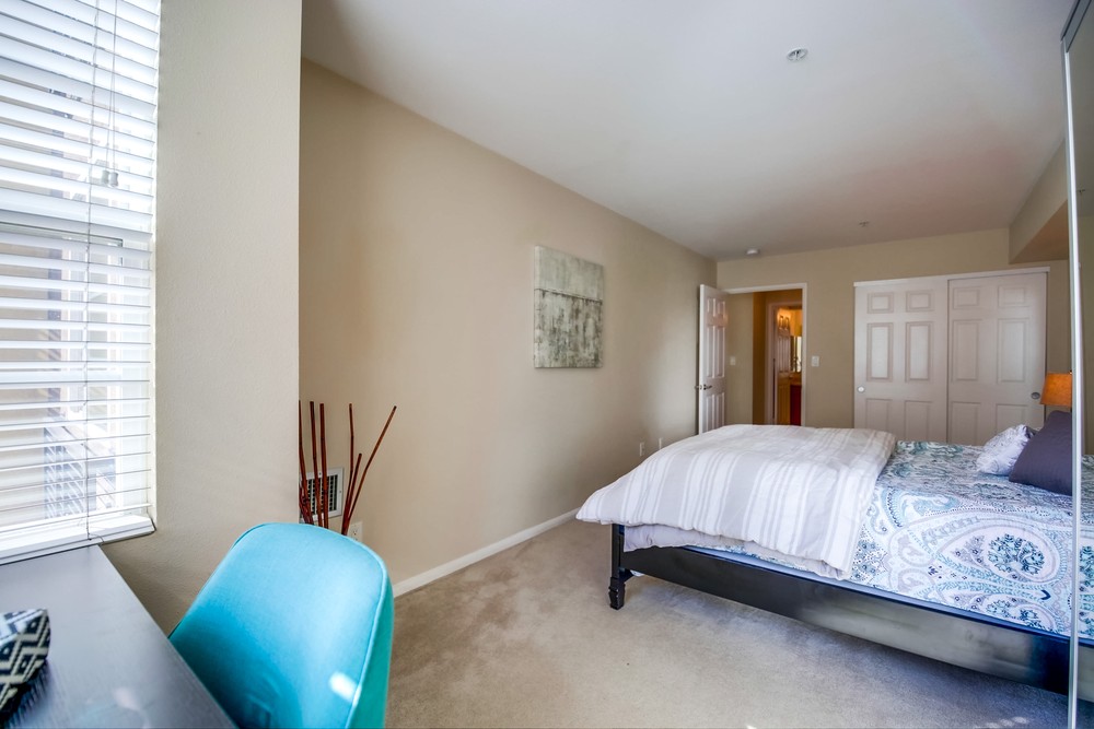 Virtual tour photo 27 of 37 for 1435 India St #406