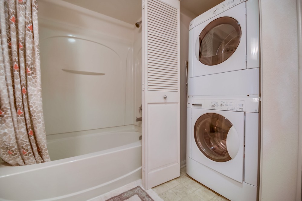 Virtual tour photo 34 of 37 for 1435 India St #406