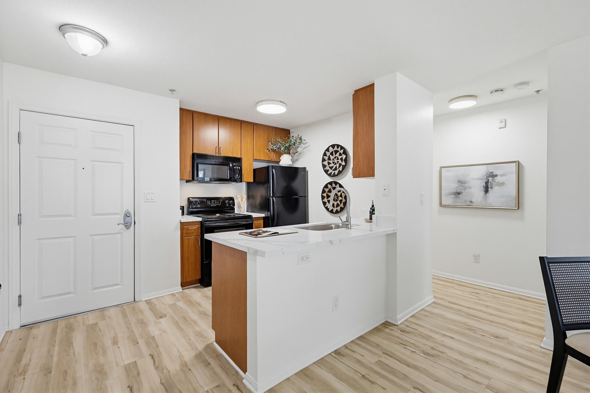 Virtual tour photo 14 of 67 for 1435 India St UNIT 406