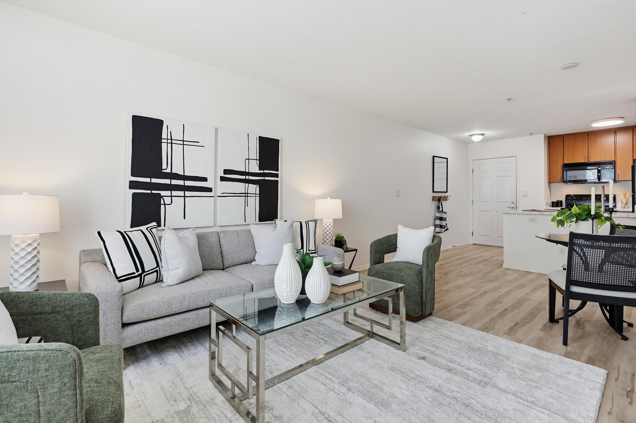 Virtual tour photo 22 of 67 for 1435 India St UNIT 406