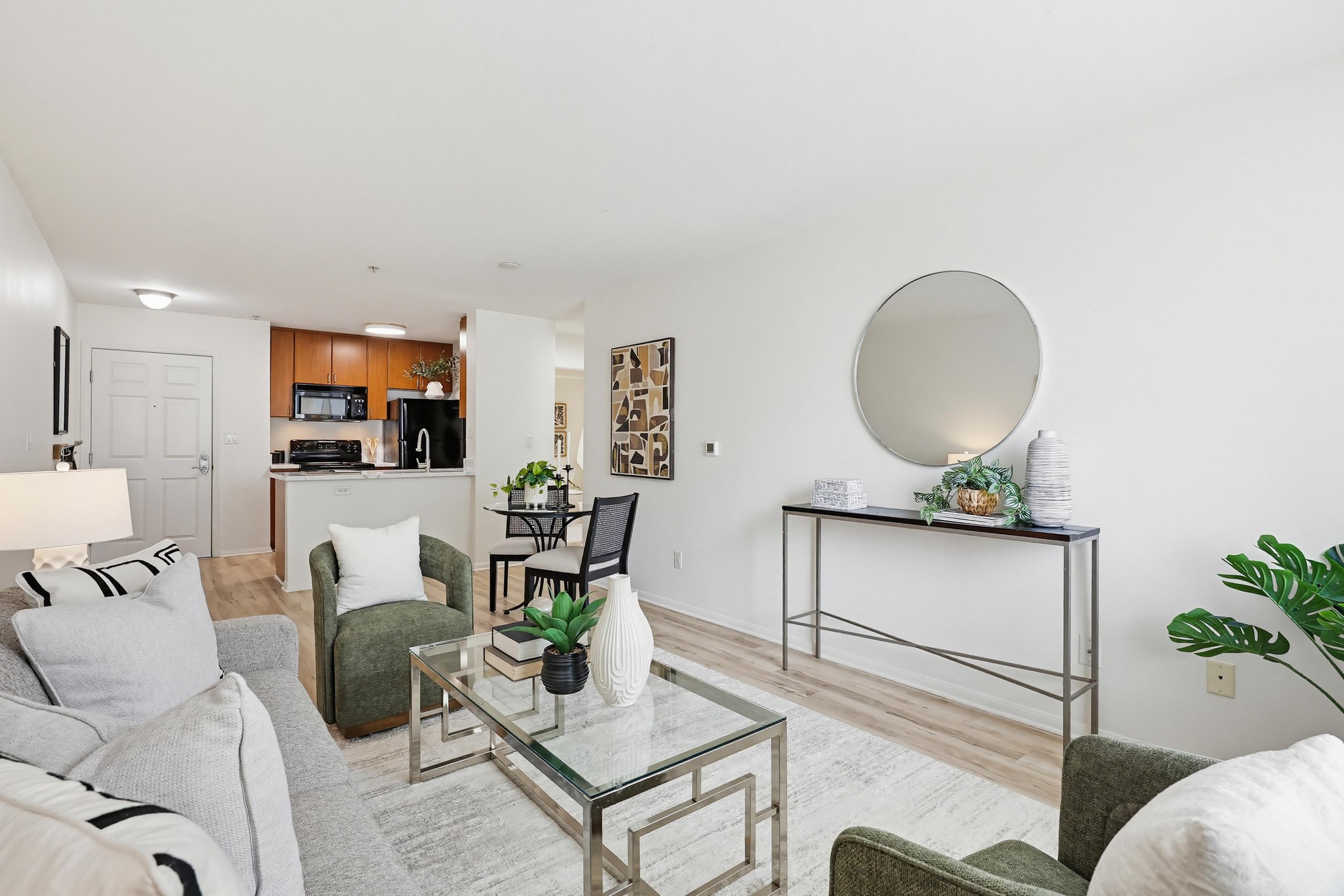 Virtual tour photo 23 of 67 for 1435 India St UNIT 406