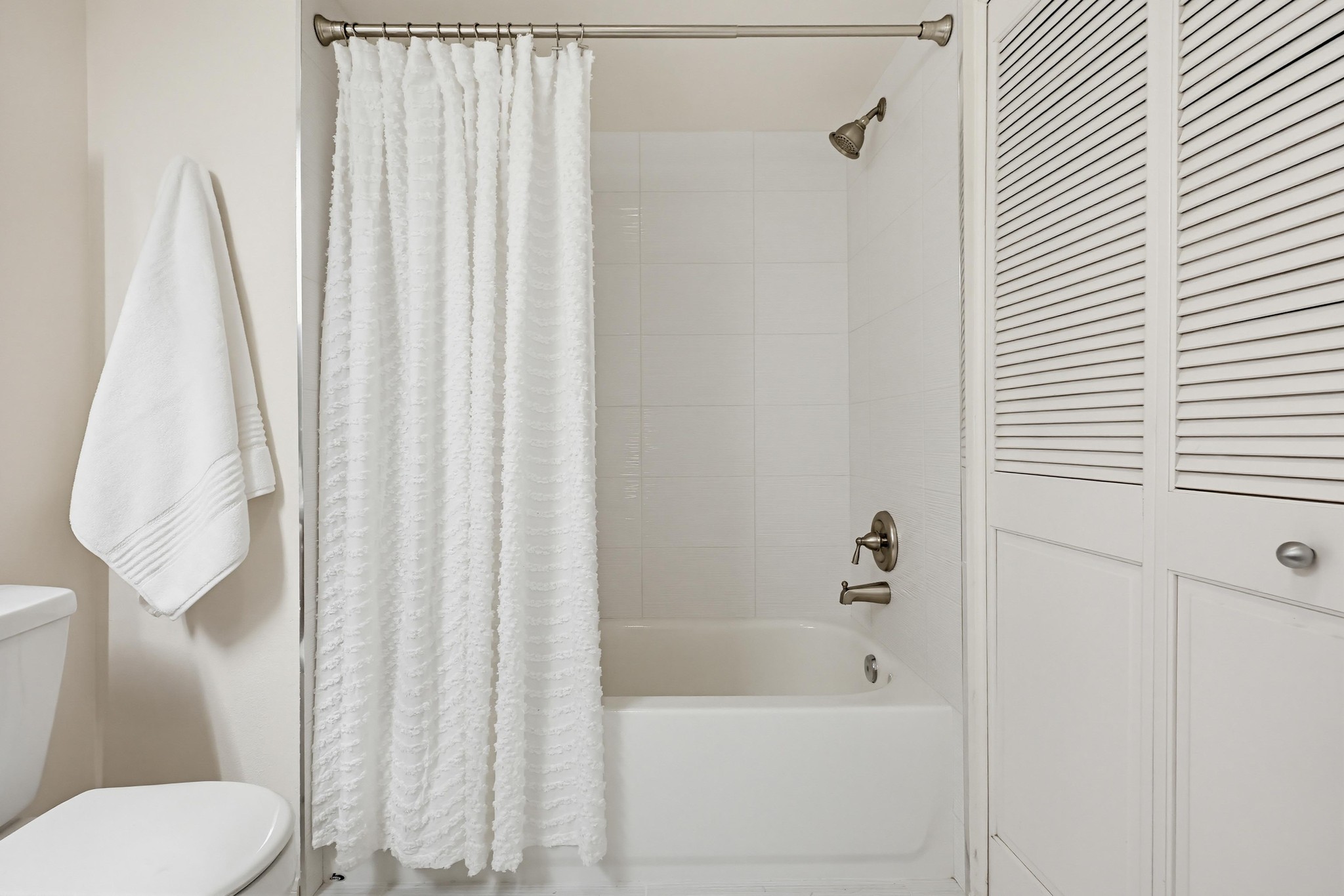 Virtual tour photo 35 of 67 for 1435 India St UNIT 406