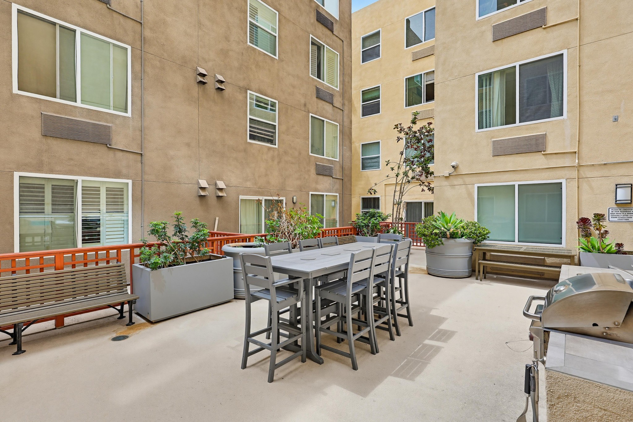 Virtual tour photo 46 of 67 for 1435 India St UNIT 406
