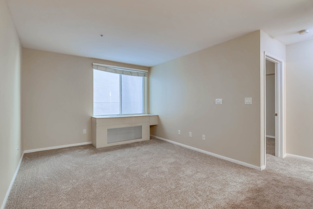 Virtual tour photo 13 of 30 for 1435 India St