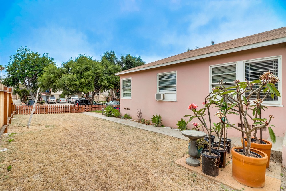 Virtual tour photo 7 of 28 for 1436 Hornblend St