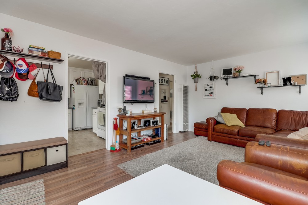 Virtual tour photo 11 of 28 for 1436 Hornblend St