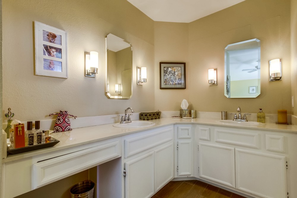 Virtual tour photo 28 of 44 for 14376 La Harina Ct