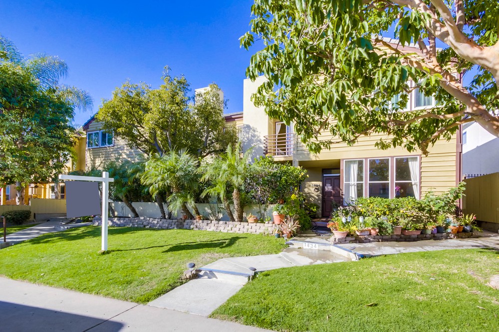 Virtual tour photo 1 of 35 for 1438 Thomas Ave