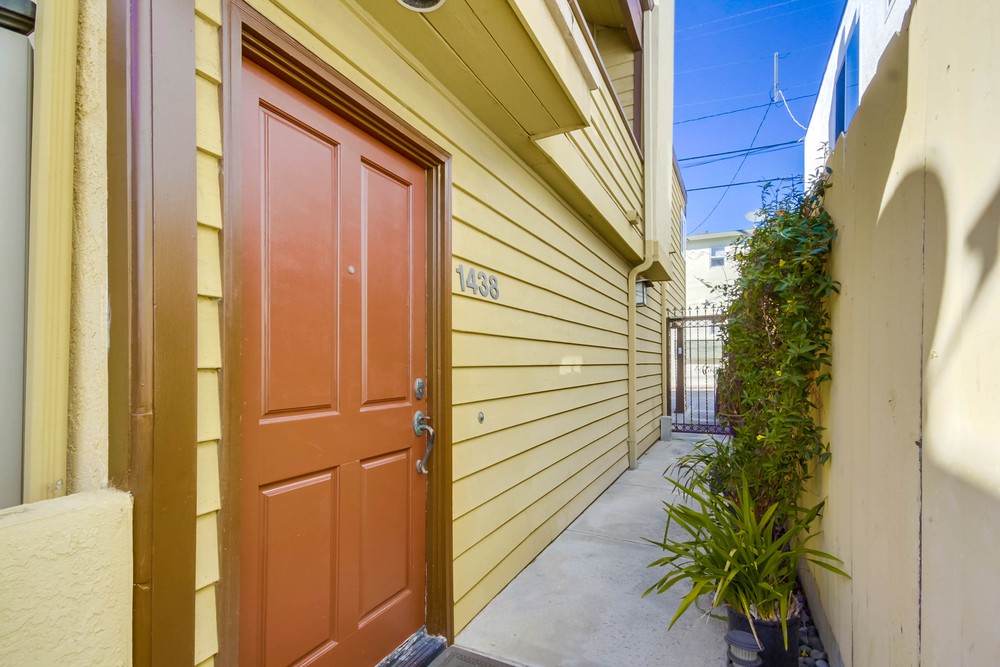 Virtual tour photo 5 of 35 for 1438 Thomas Ave