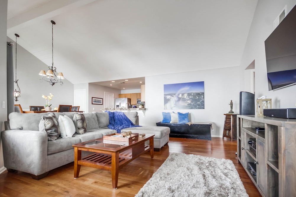 Virtual tour photo 12 of 35 for 1438 Thomas Ave