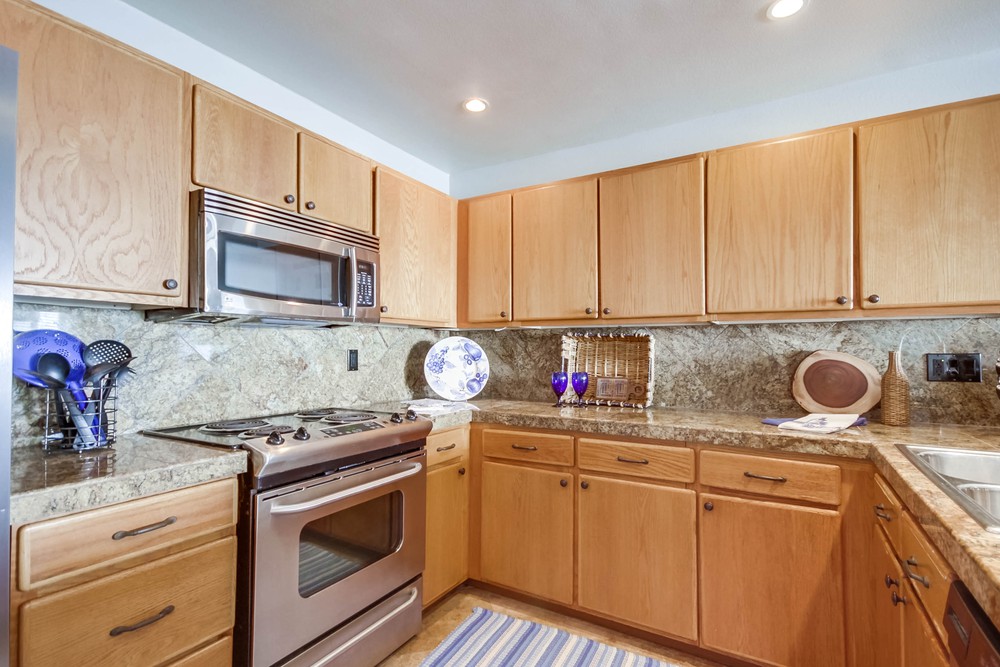 Virtual tour photo 17 of 35 for 1438 Thomas Ave