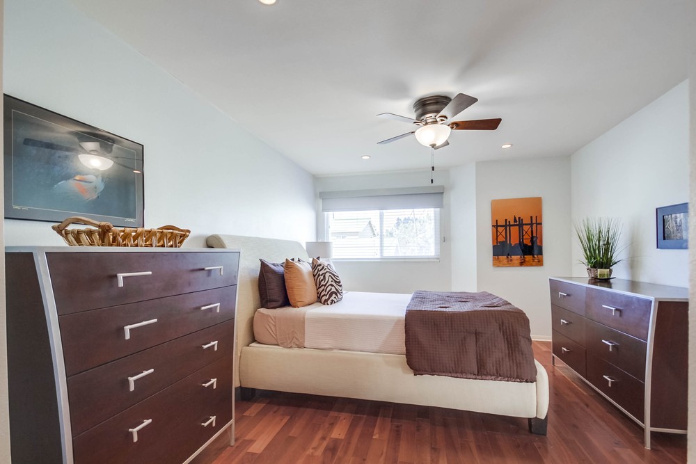 Virtual tour photo 21 of 35 for 1438 Thomas Ave