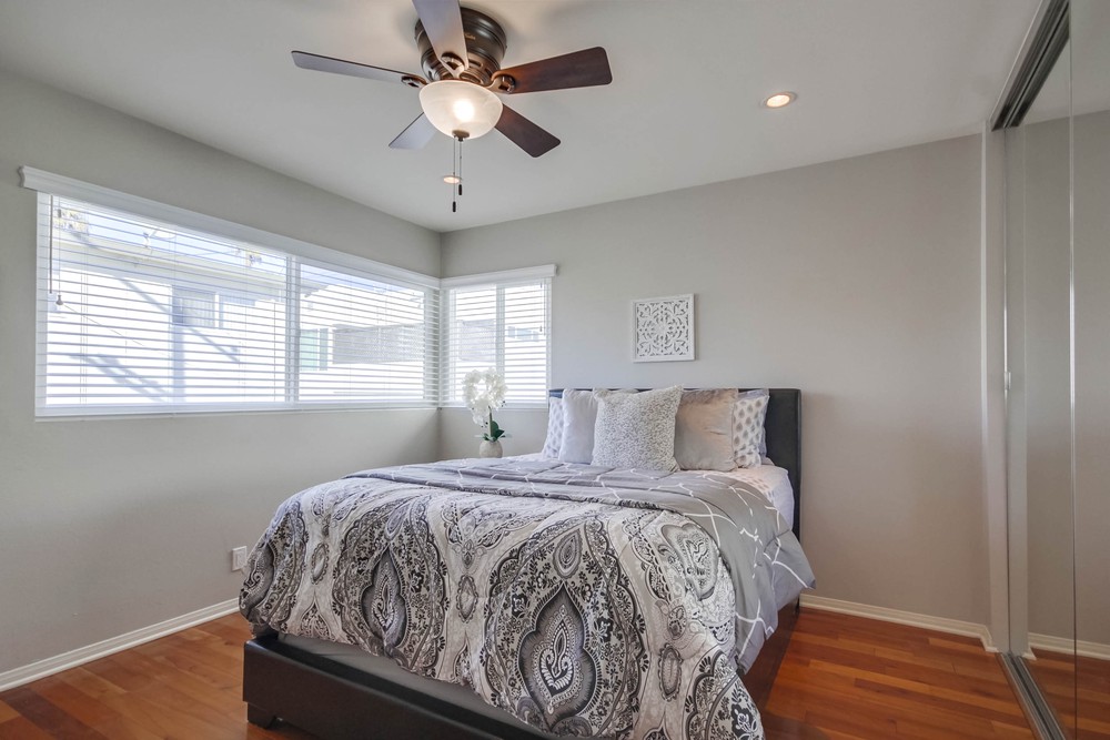 Virtual tour photo 27 of 35 for 1438 Thomas Ave