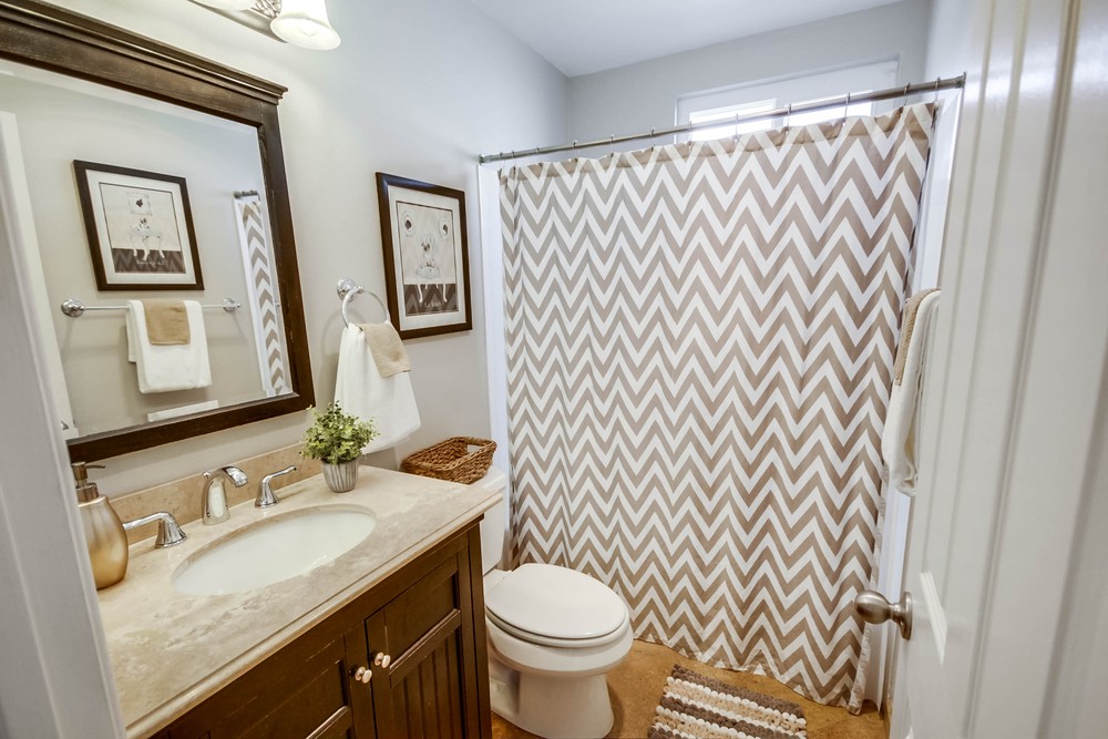 Virtual tour photo 30 of 35 for 1438 Thomas Ave