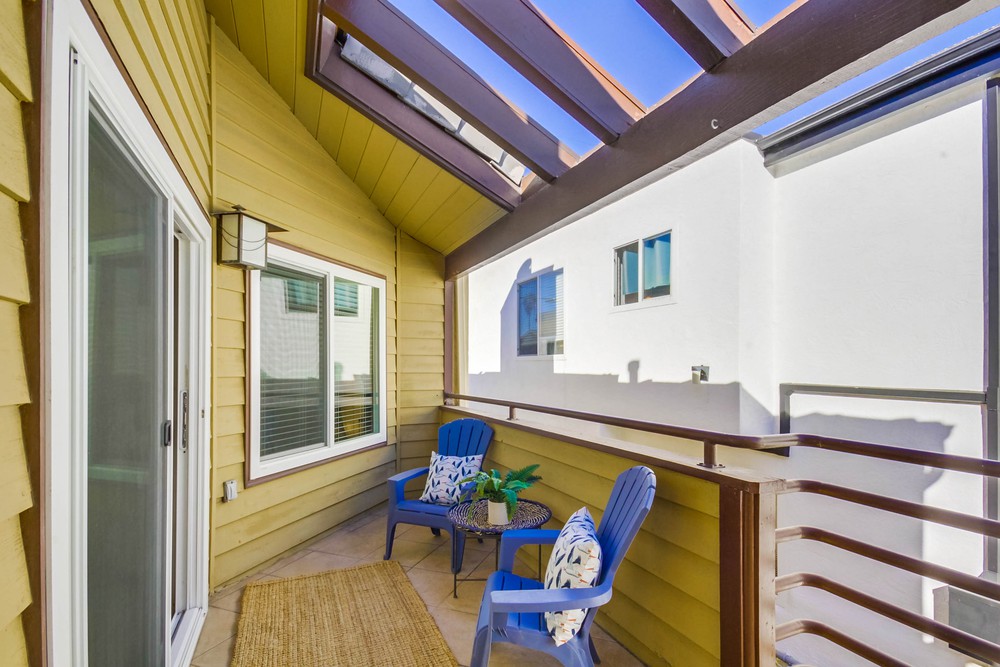 Virtual tour photo 31 of 35 for 1438 Thomas Ave