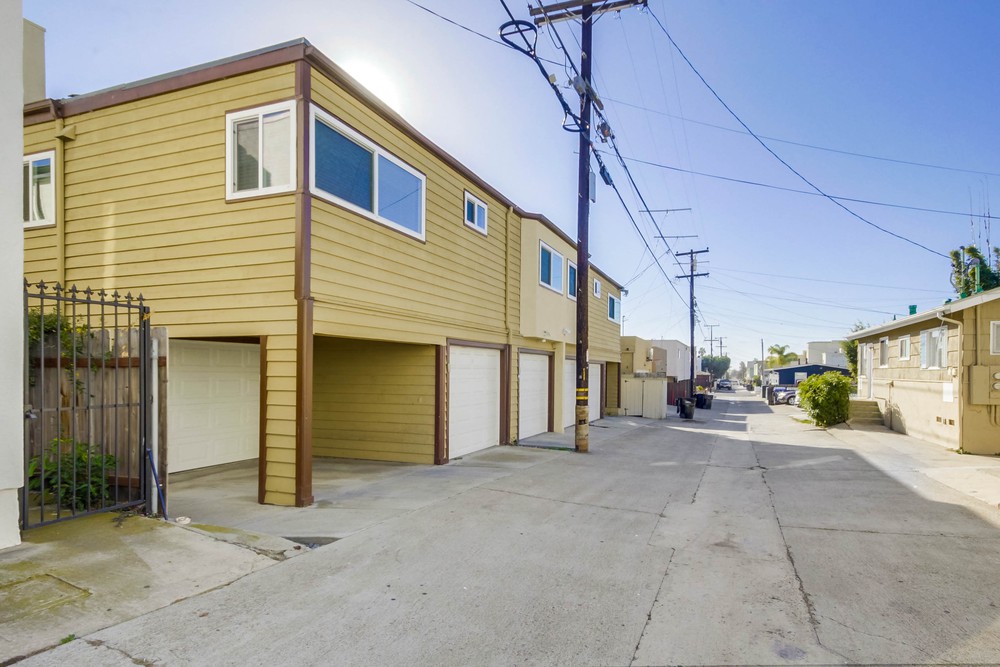 Virtual tour photo 36 of 35 for 1438 Thomas Ave