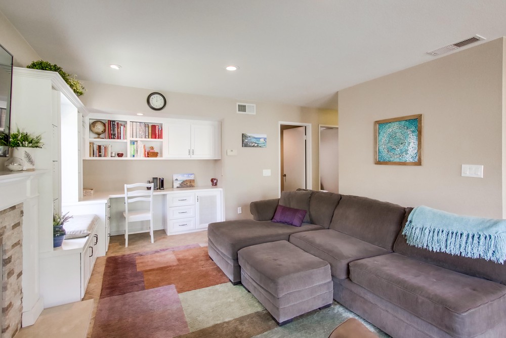 Virtual tour photo 13 of 59 for 14384 La Harina Ct