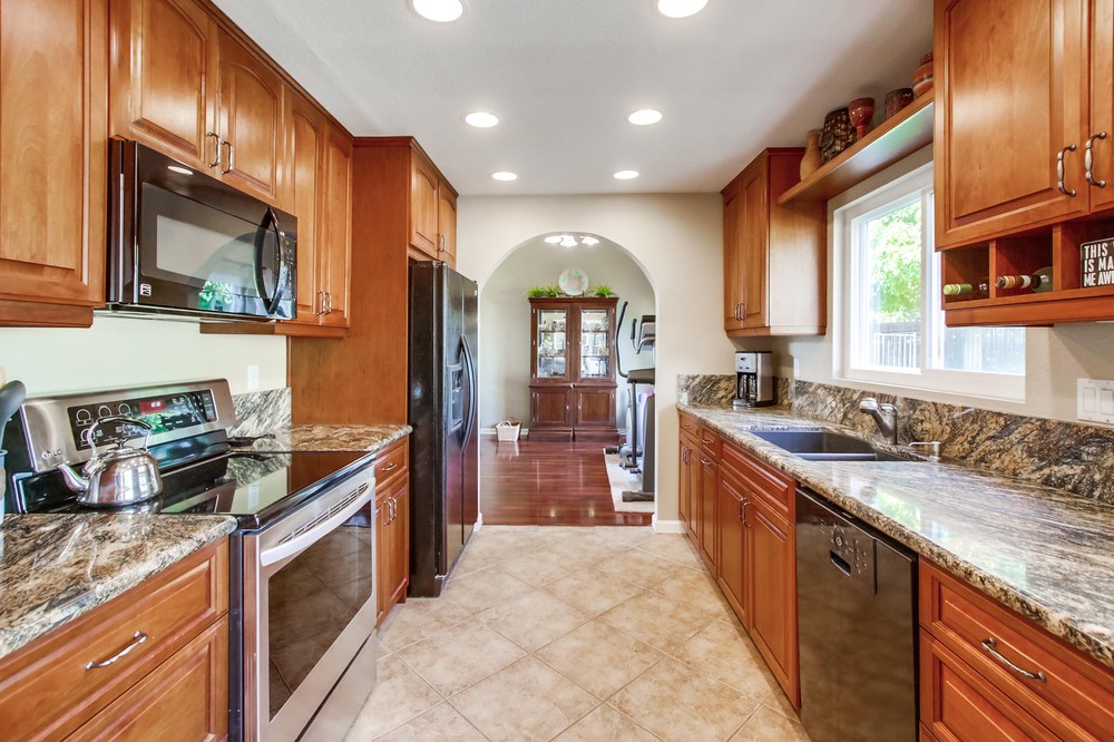 Virtual tour photo 21 of 59 for 14384 La Harina Ct