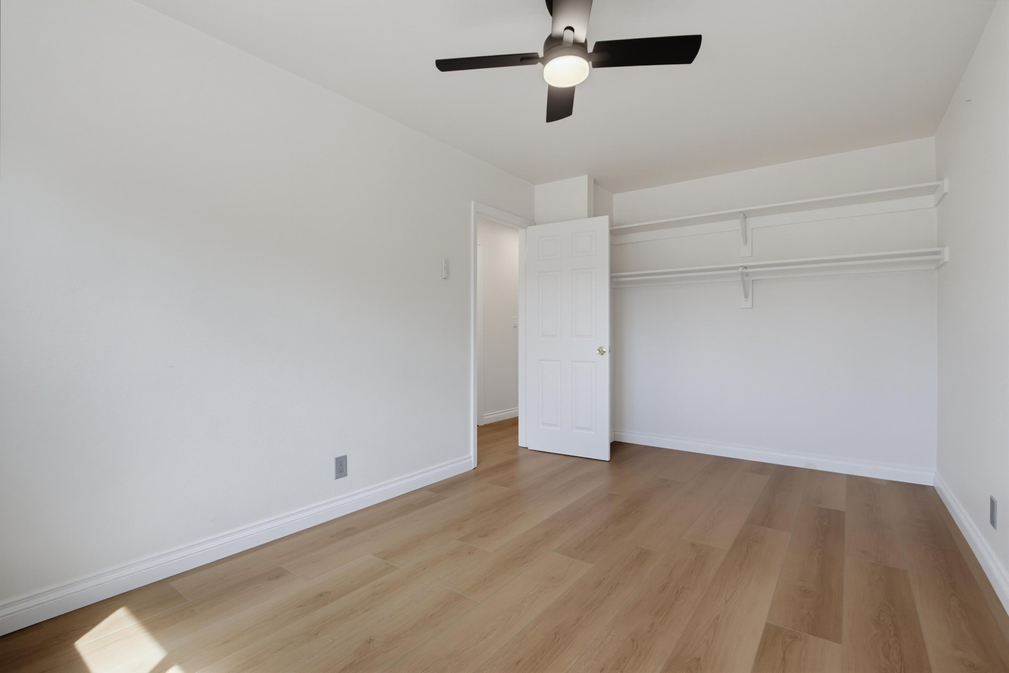 Virtual tour photo 30 of 41 for 1439 E Mission Ave