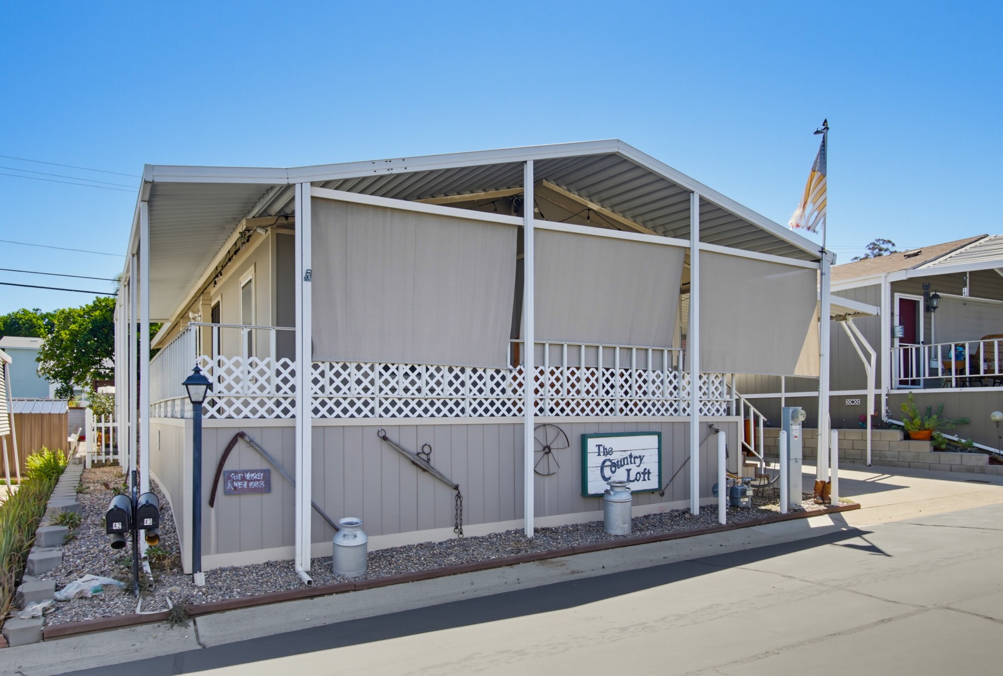 Virtual tour photo 4 of 61 for 1440 S Orange Ave