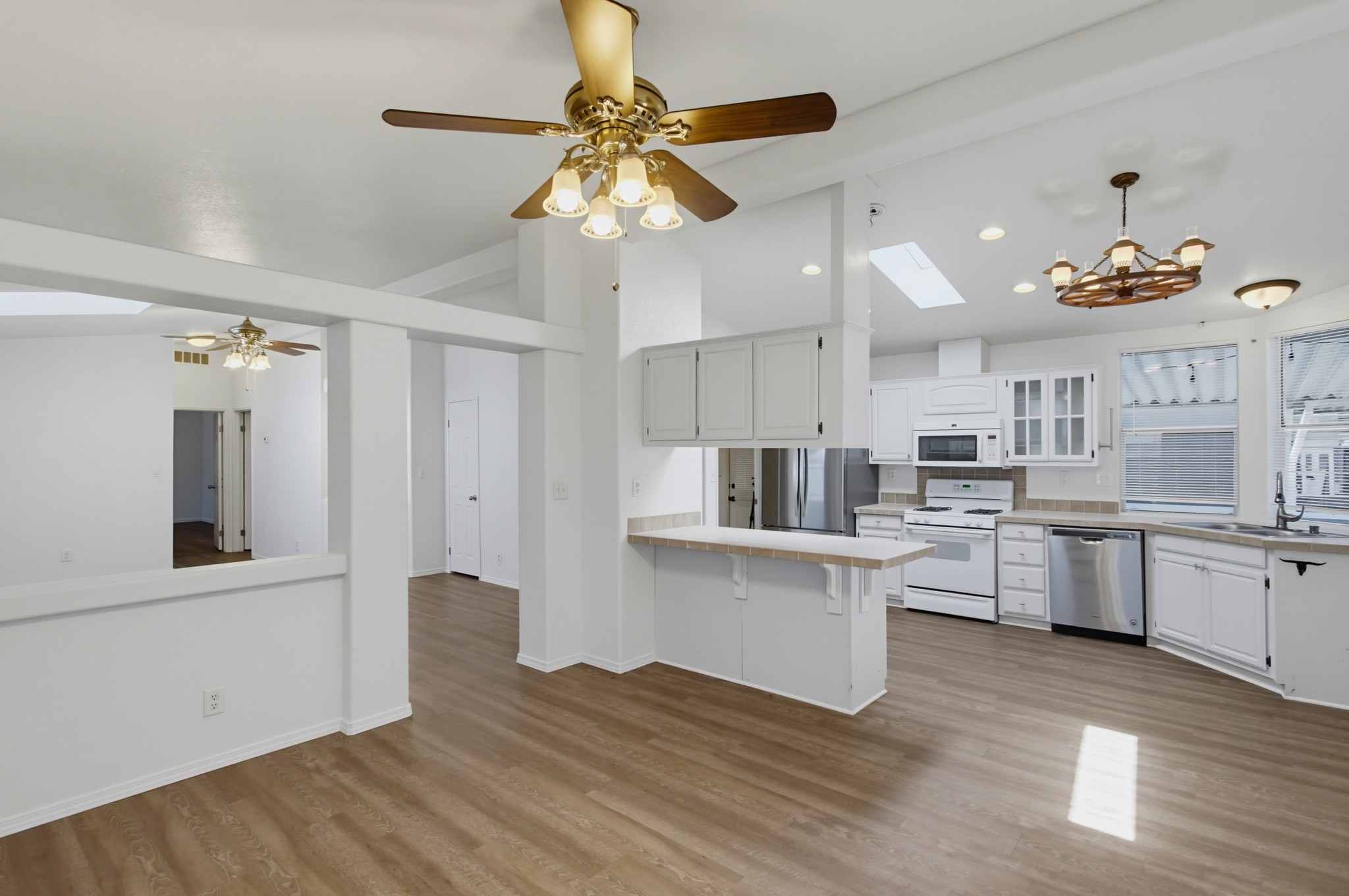 Virtual tour photo 11 of 61 for 1440 S Orange Ave
