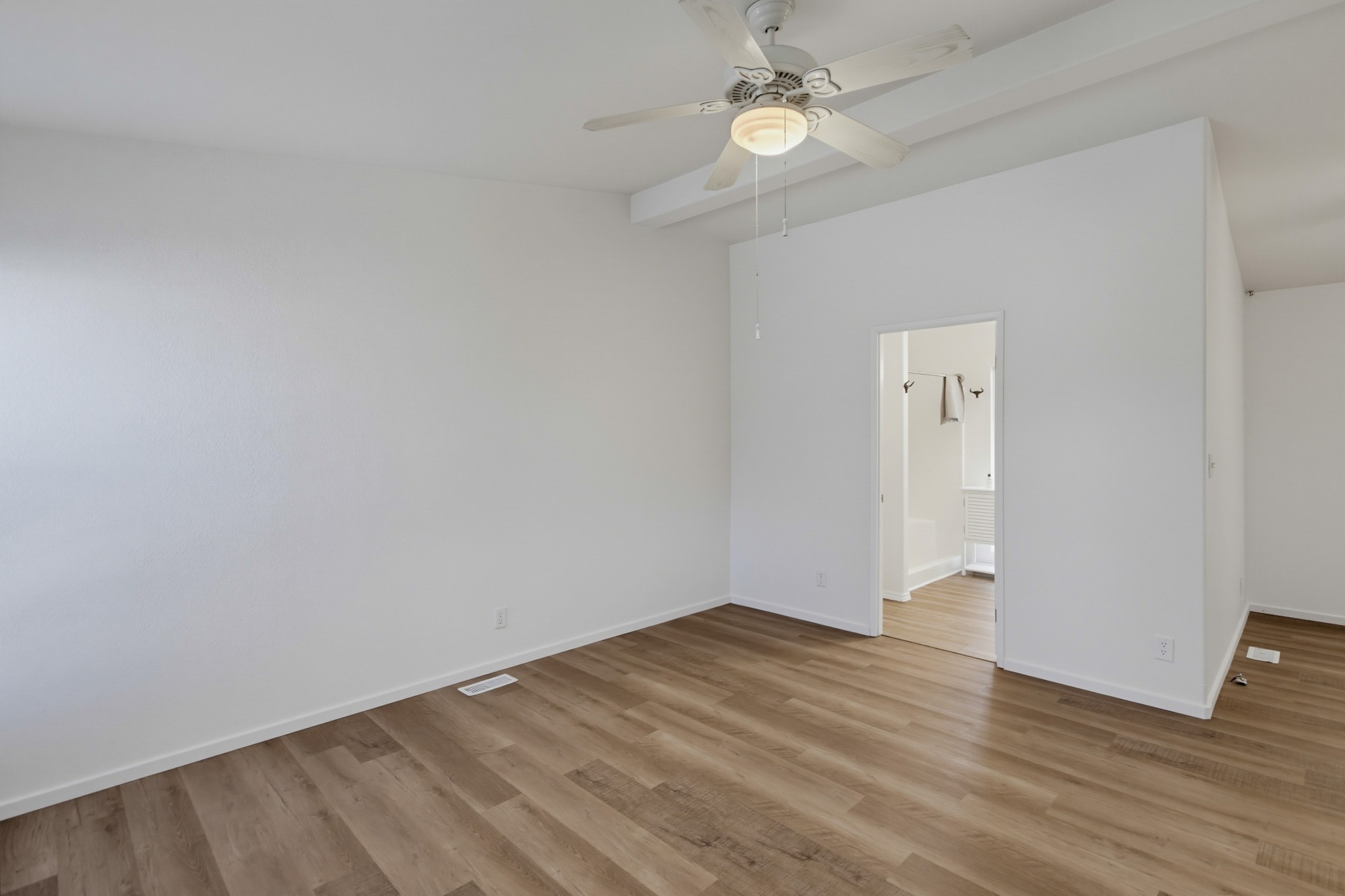 Virtual tour photo 24 of 61 for 1440 S Orange Ave