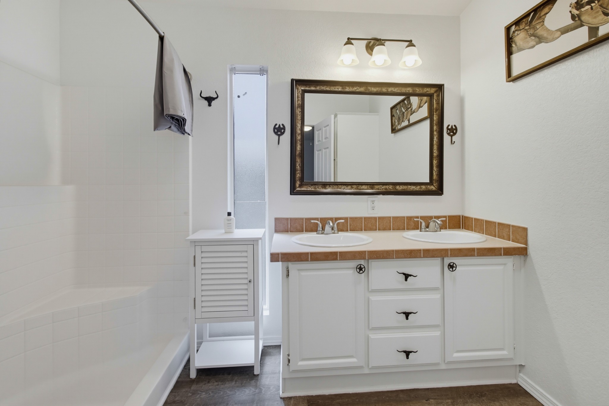 Virtual tour photo 29 of 61 for 1440 S Orange Ave