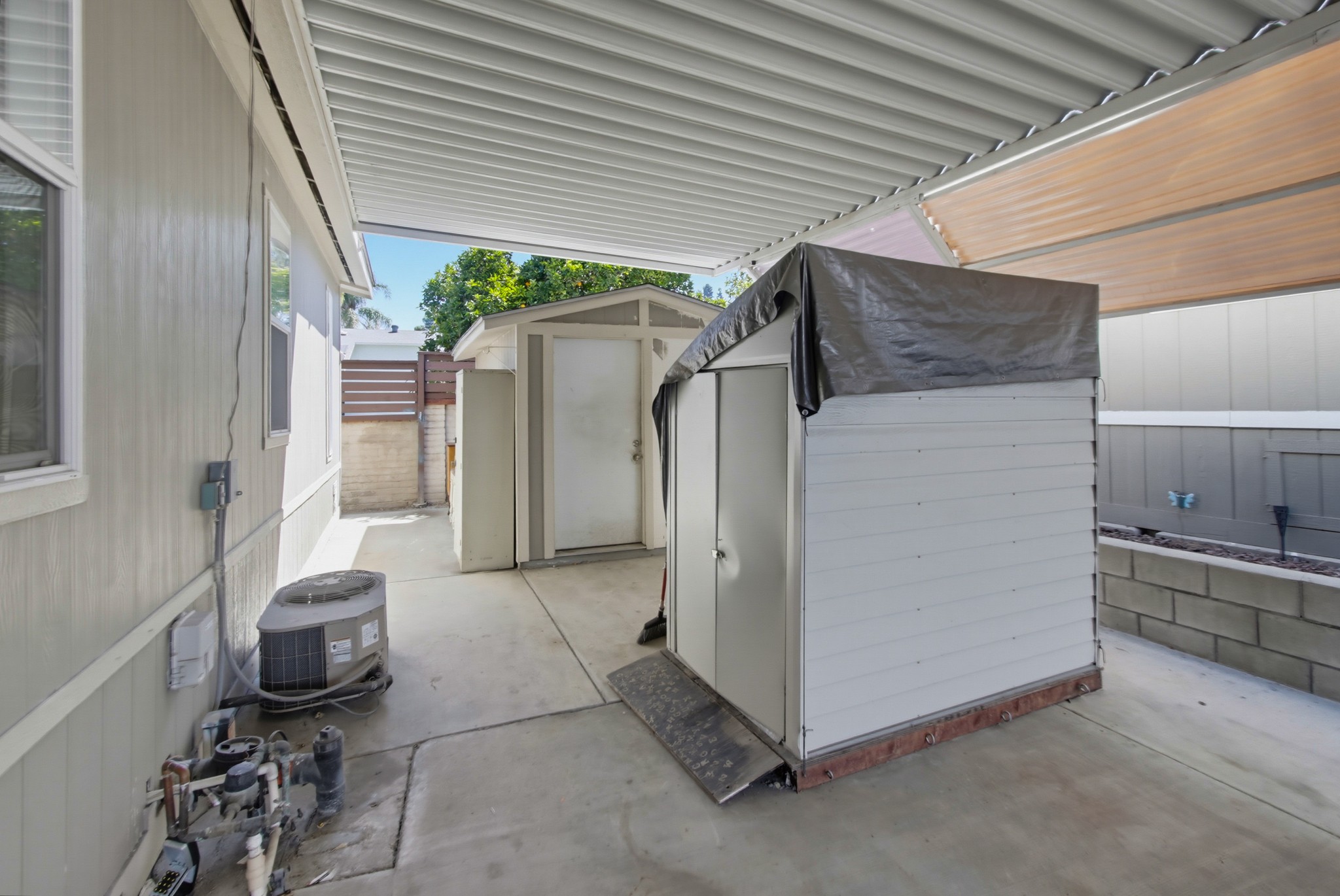 Virtual tour photo 39 of 61 for 1440 S Orange Ave
