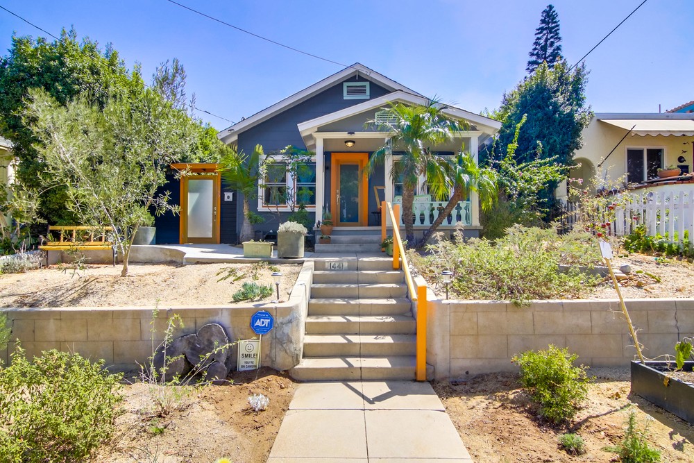 Virtual tour photo 3 of 76 for 1441 31st St