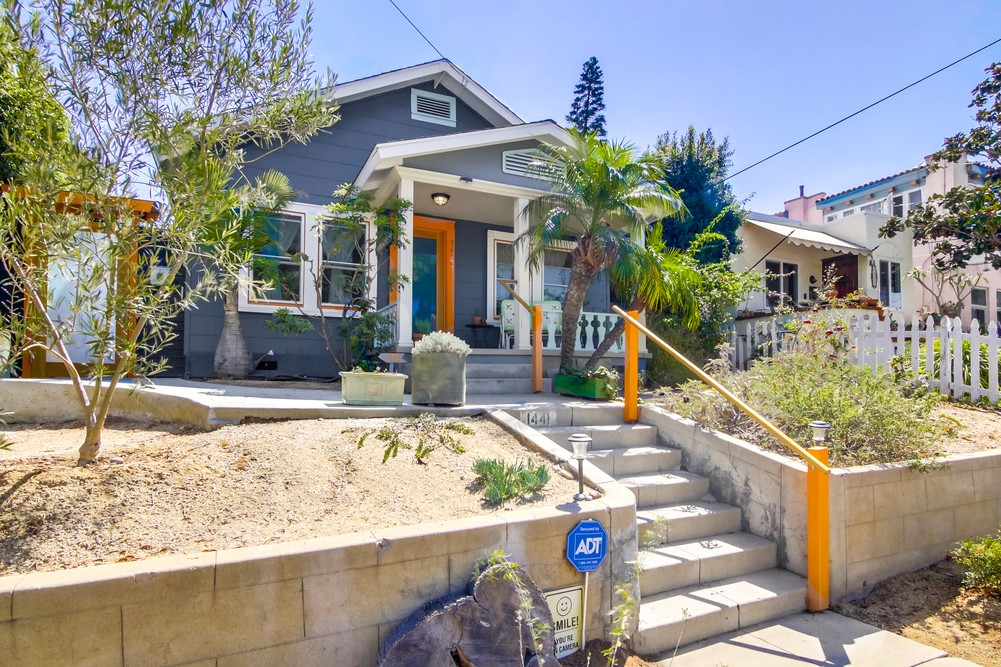 Virtual tour photo 5 of 76 for 1441 31st St