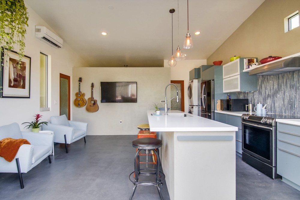Virtual tour photo 57 of 76 for 1441 31st St